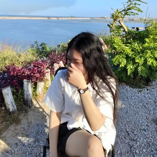 Thu Thao, maker of Fact Book Studio